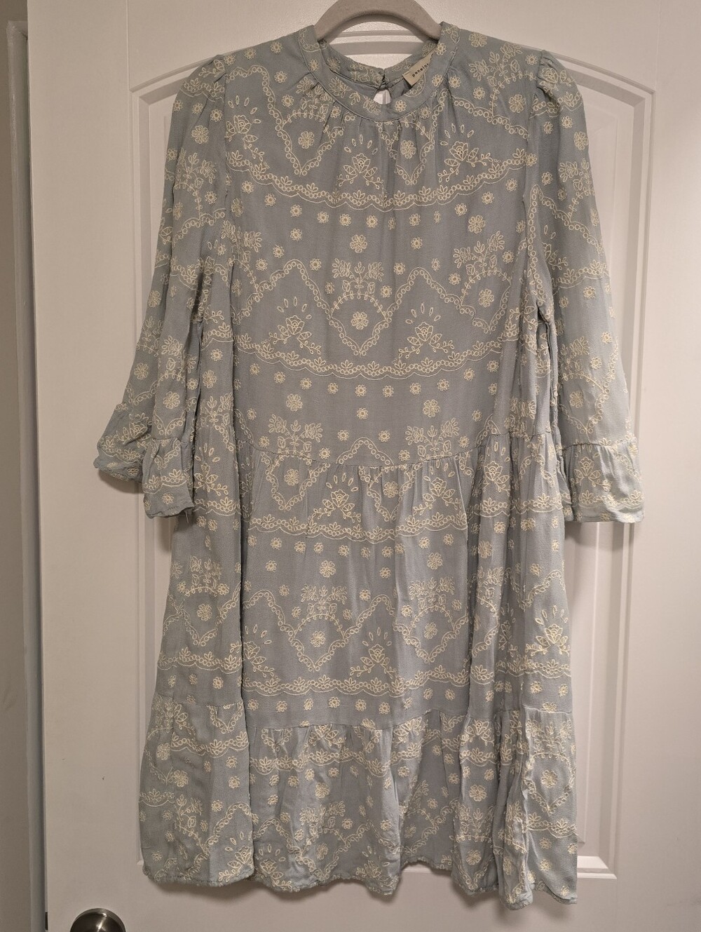 BOUTIQUE Penelope Rose Dress with Delicate Cream Floral Embroidery. Runs small. - Picture 2 of 9